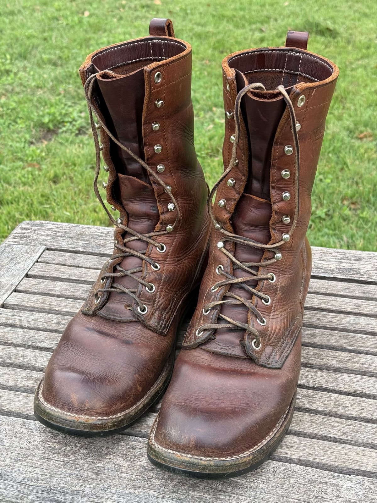 Photo by ludwigvan88 on April 1, 2025 of the Nicks BuilderPro in Seidel 1964 Brown.