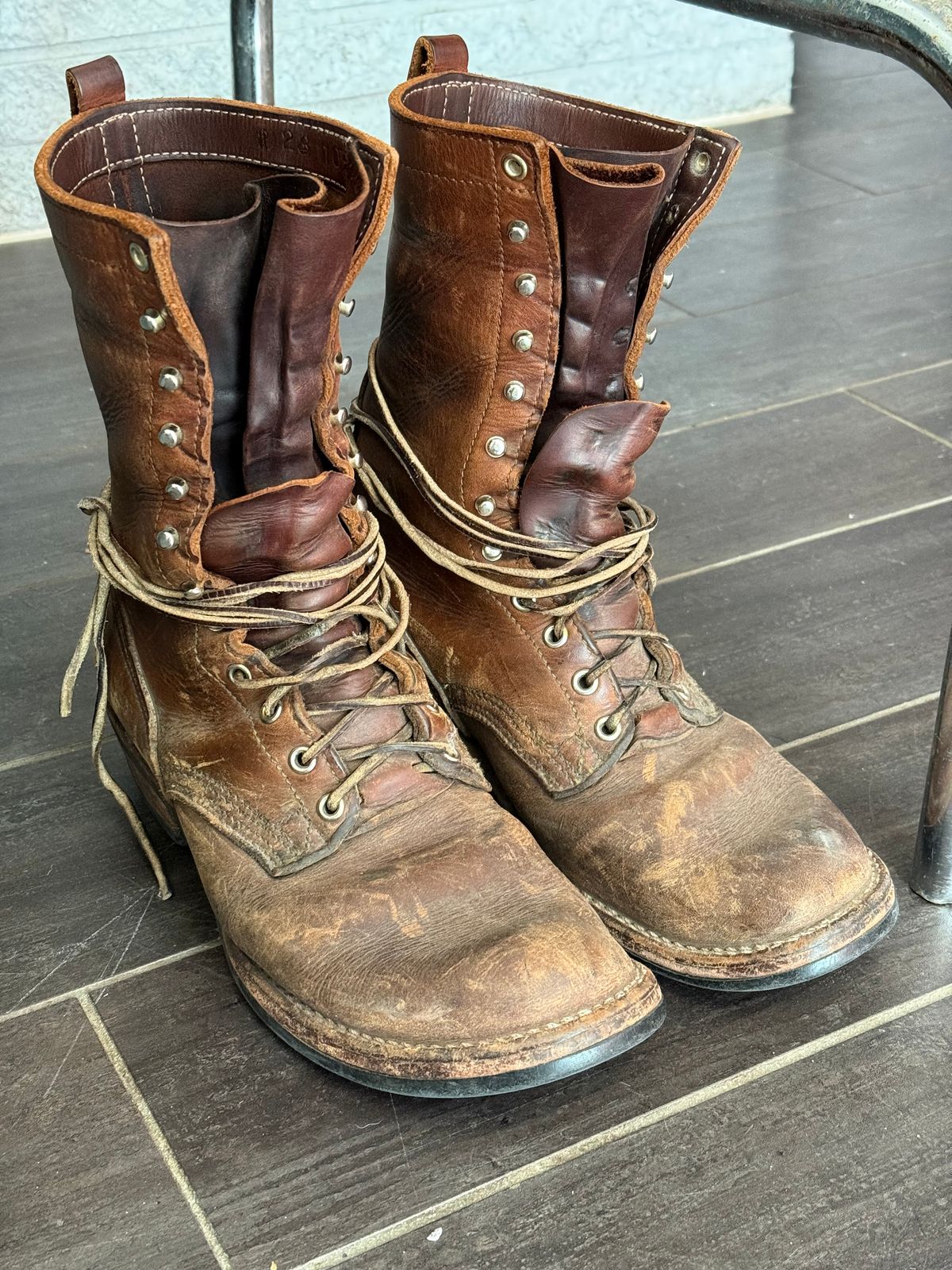 Photo by ludwigvan88 on July 31, 2025 of the Nicks BuilderPro in Seidel 1964 Brown.