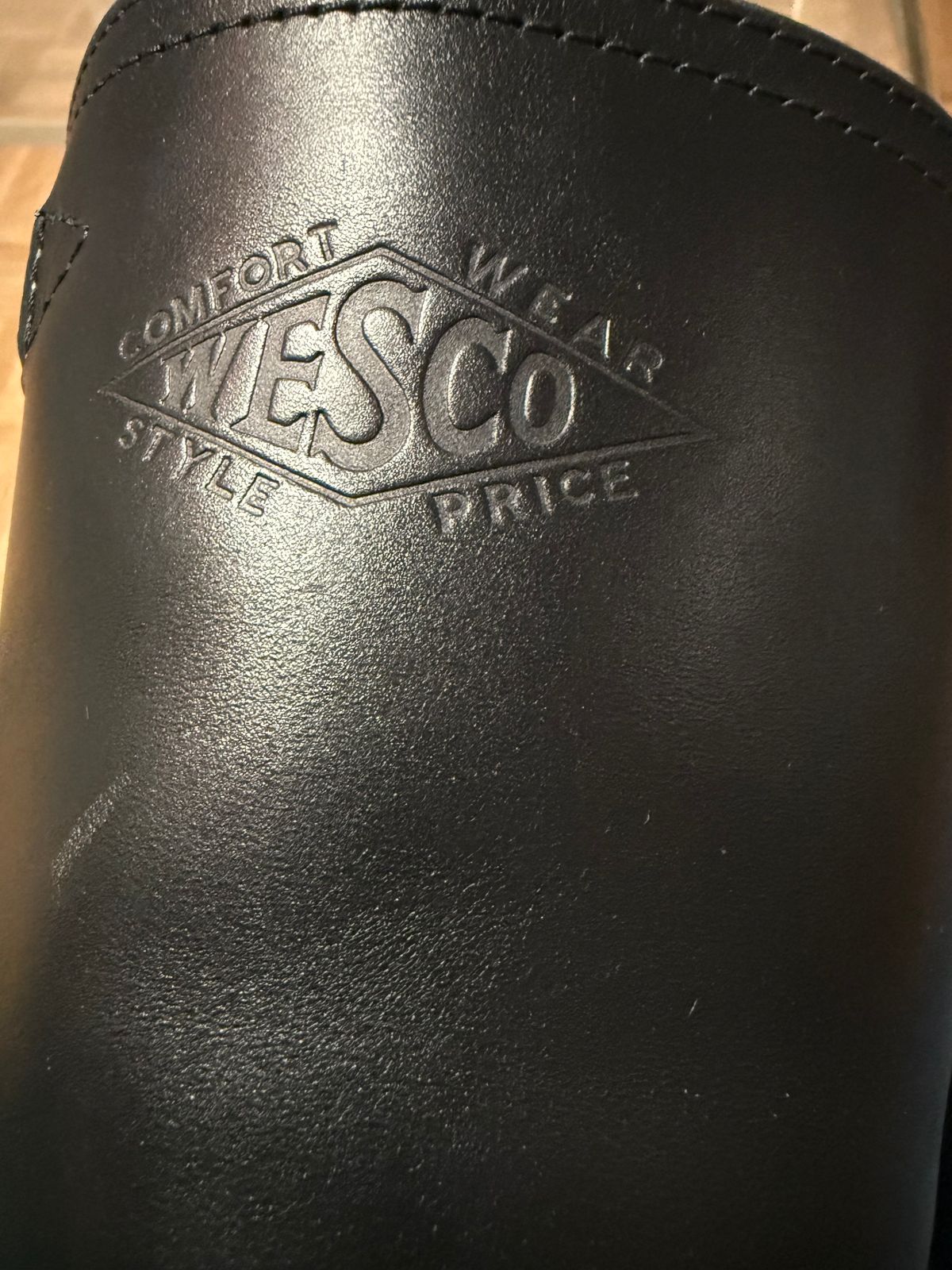 Photo by ludwigvan88 on November 9, 2024 of the Wesco Mister Lou in Horween Black Chromexcel Horsehide.