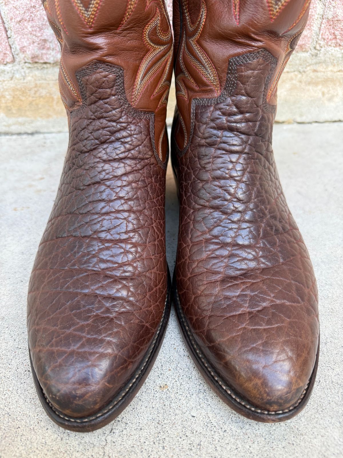 Photo by ludwigvan88 on October 6, 2025 of the Paul Bond Custom Model in Bull Shoulder.