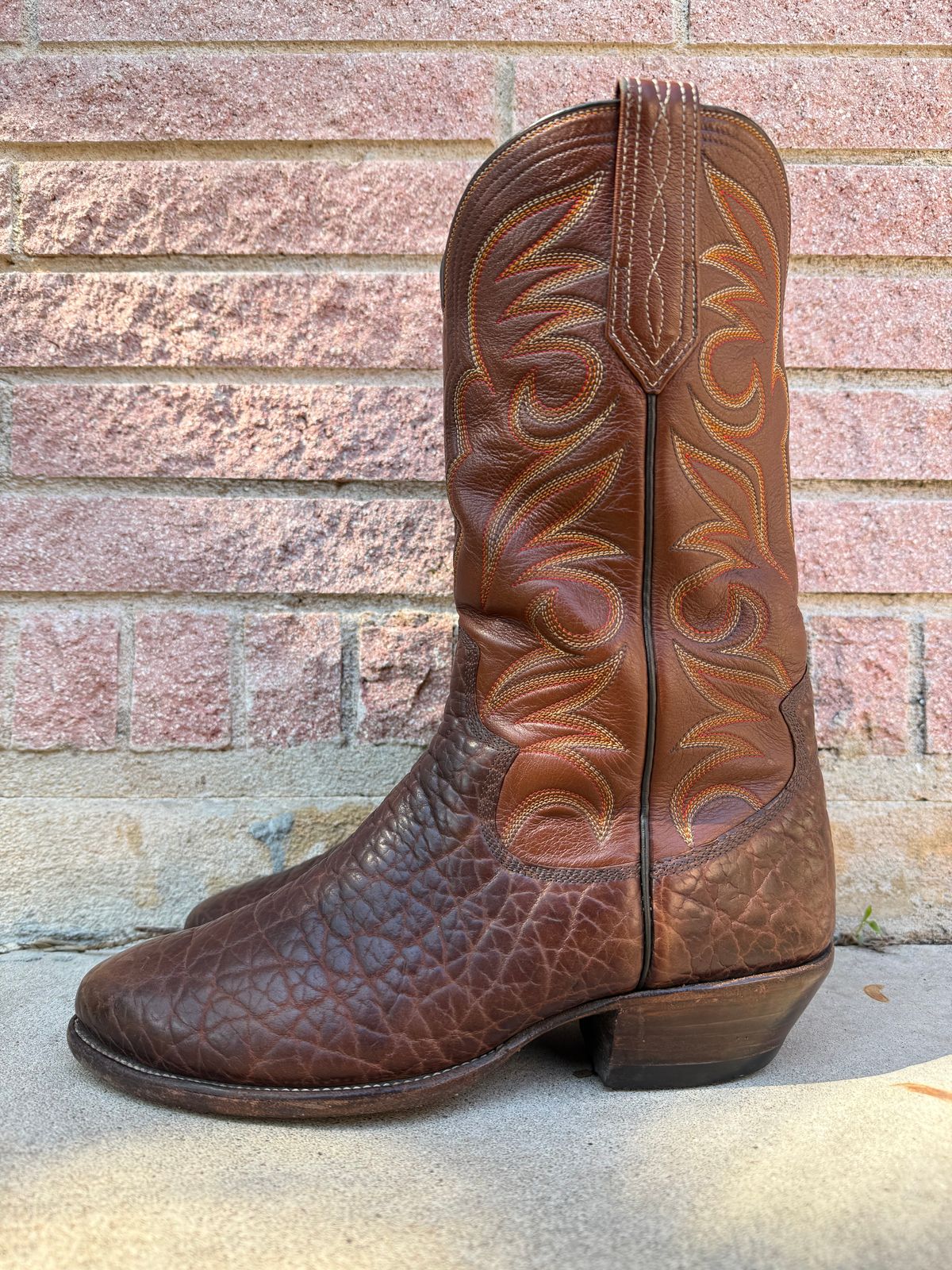 Photo by ludwigvan88 on November 2, 2025 of the Paul Bond Custom Model in Bull Shoulder.