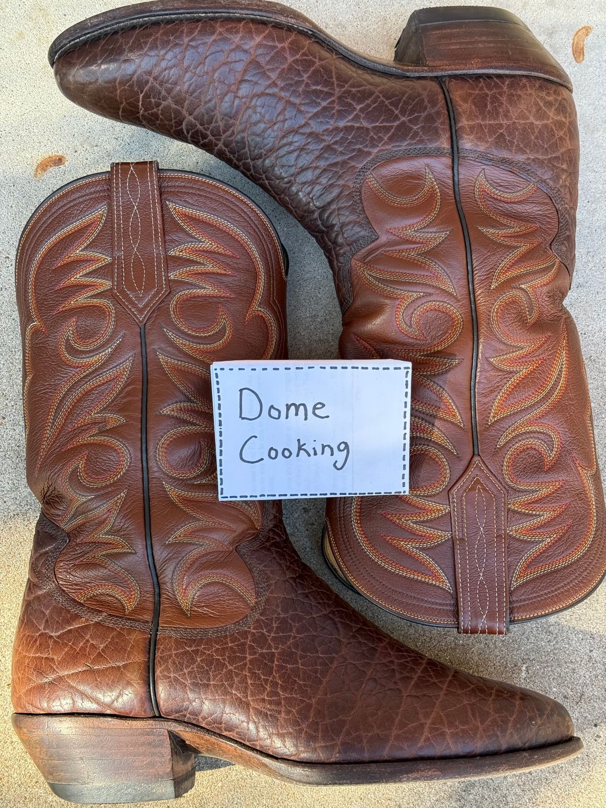 Photo by ludwigvan88 on November 2, 2025 of the Paul Bond Custom Model in Bull Shoulder.