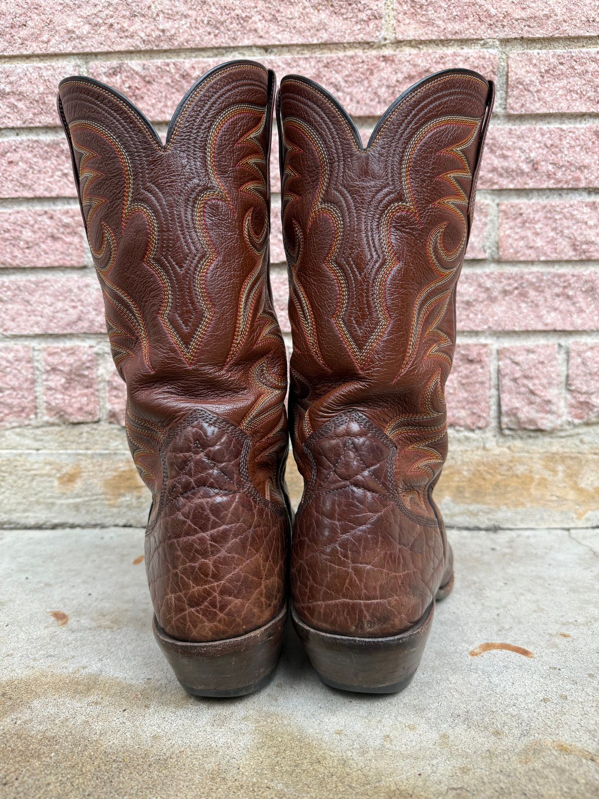 Photo by ludwigvan88 on December 3, 2025 of the Paul Bond Custom Model in Bull Shoulder.