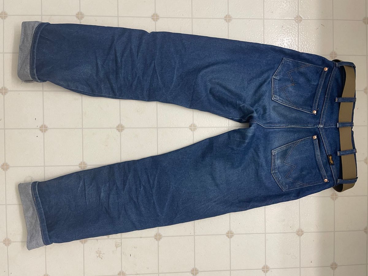 Photo by Chief_keef on June 1, 2026 of the Wrangler 13mwz in 14.75oz Broken Twill.