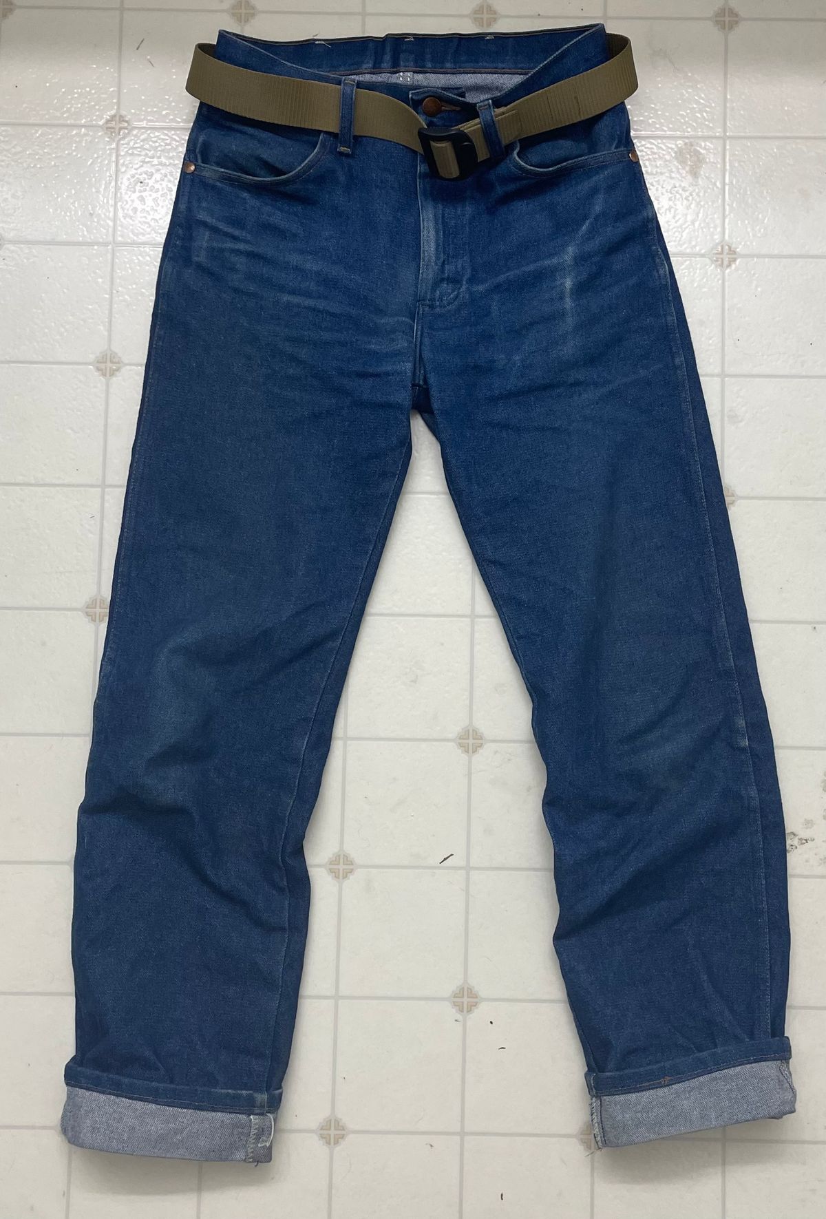 Photo by Chief_keef on June 1, 2026 of the Wrangler 13mwz in 14.75oz Broken Twill.