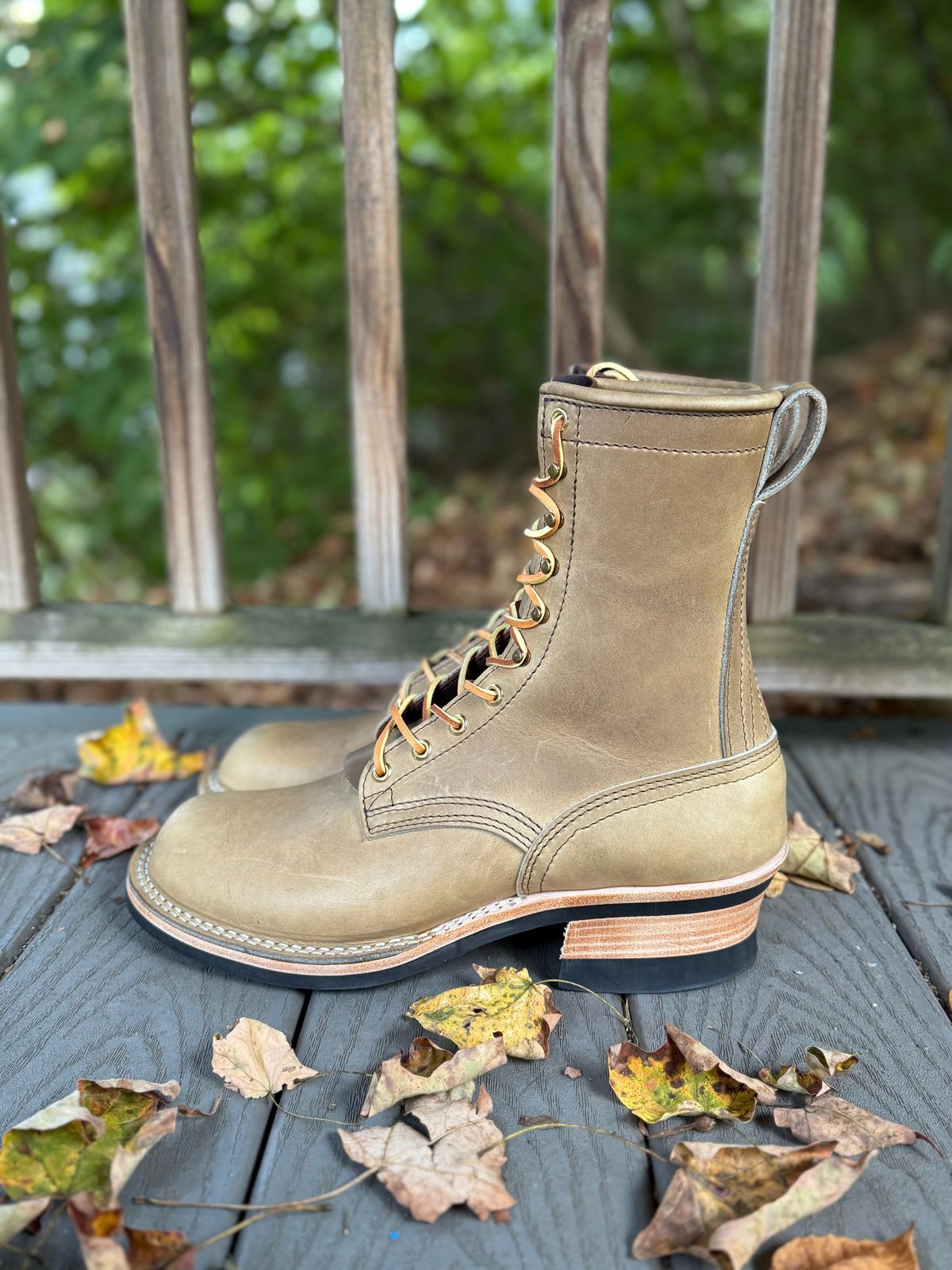 Photo by PublicVanilla7328 on October 1, 2025 of the NICKS BOOTS Ranger in Horweens Sage Chromepak.