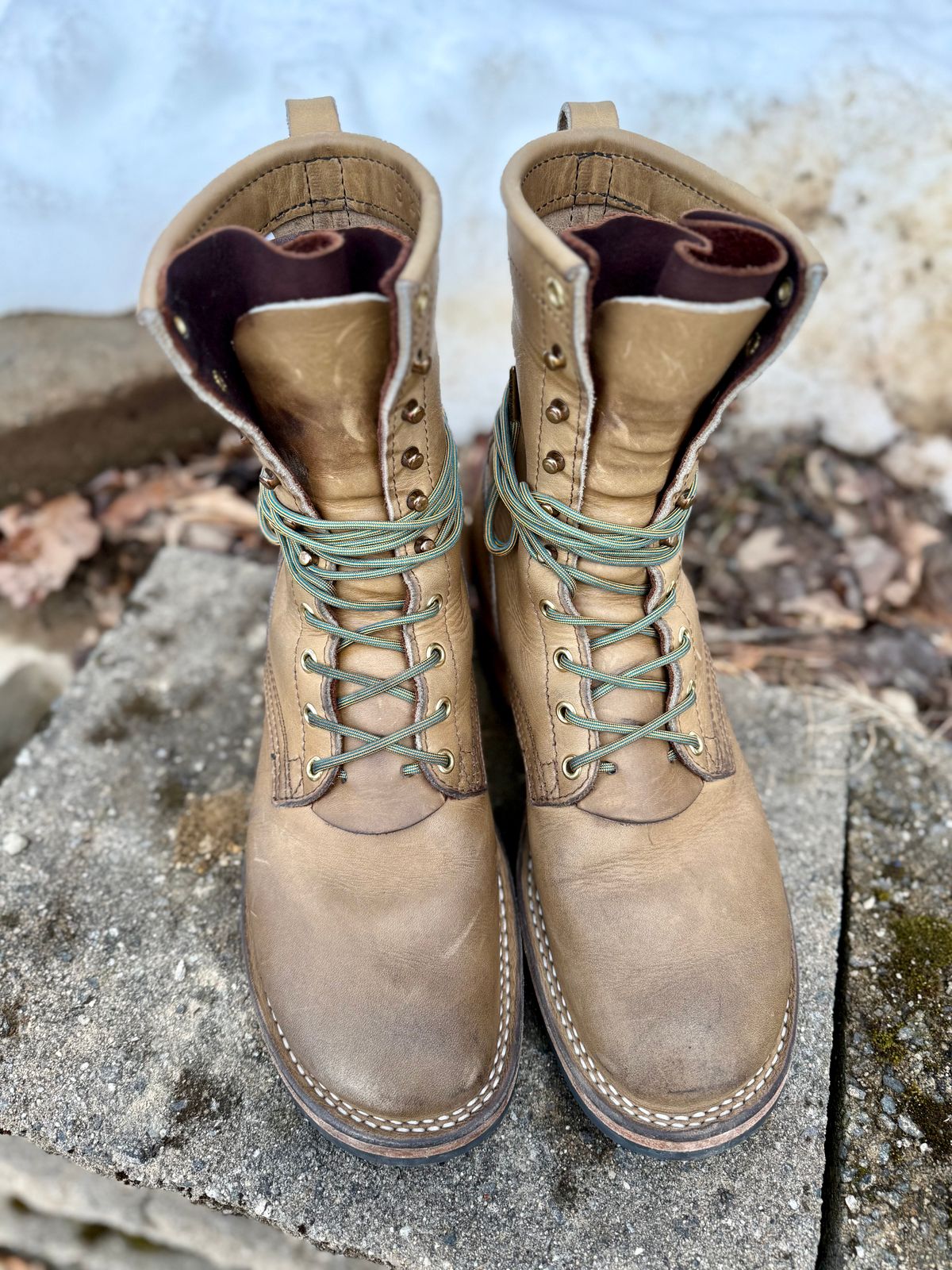 Photo by PublicVanilla7328 on March 1, 2026 of the NICKS BOOTS Ranger in Horweens Sage Chromepak.