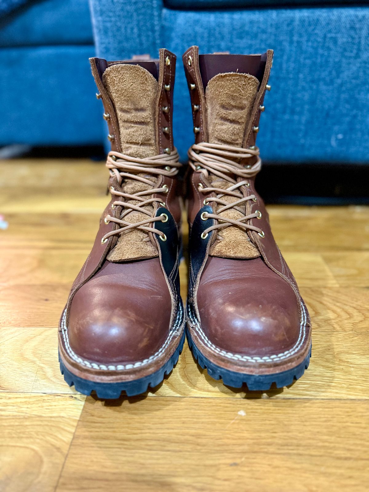 Photo by PublicVanilla7328 on February 6, 2026 of the Nicks Handmade Boots Nicks X Rose Anvil ND2 in 1964 Brown/Brown Waxed Flesh.