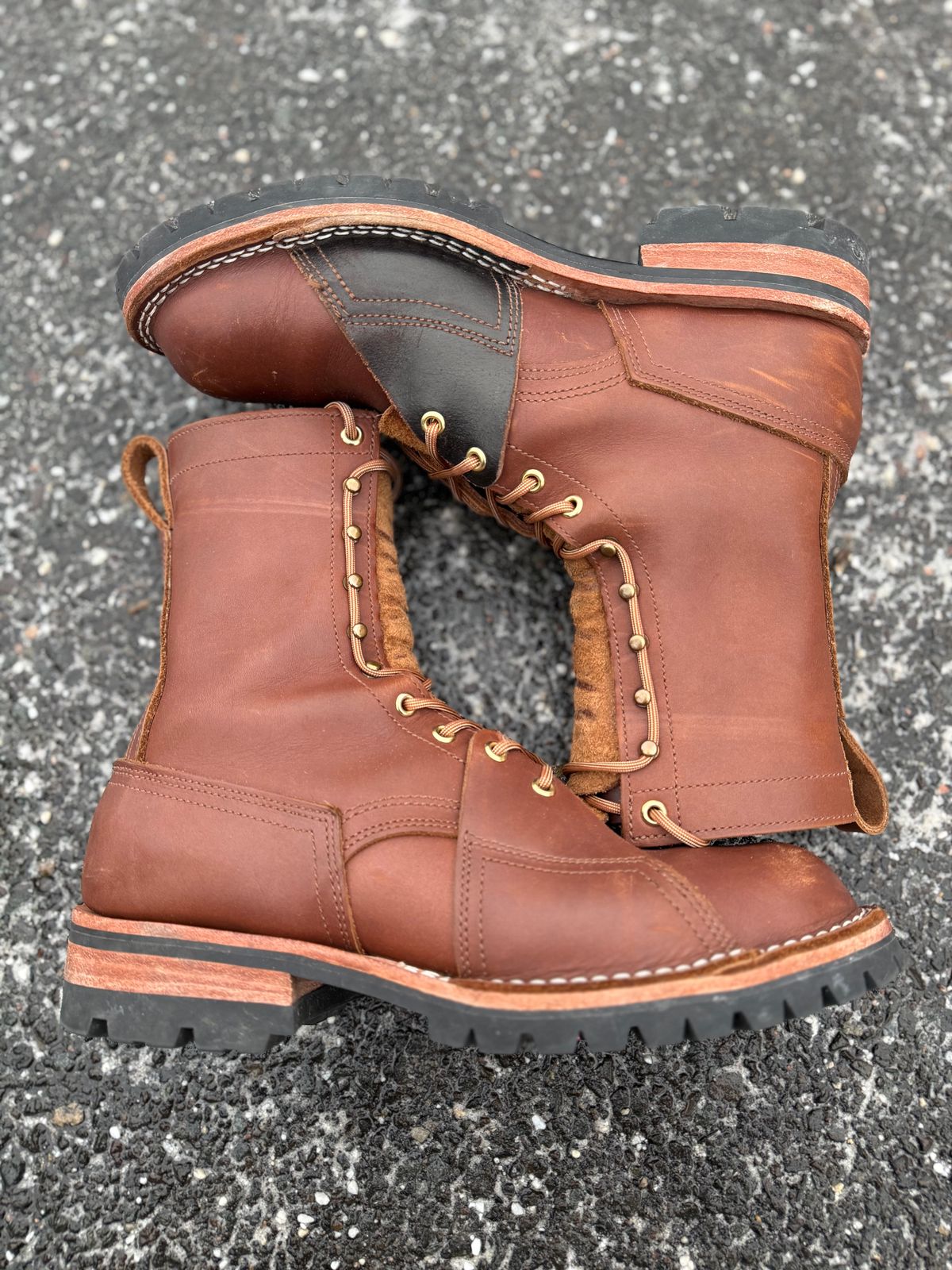 Photo by PublicVanilla7328 on March 5, 2026 of the Nicks Handmade Boots Nicks X Rose Anvil ND2 in 1964 Brown/Brown Waxed Flesh.