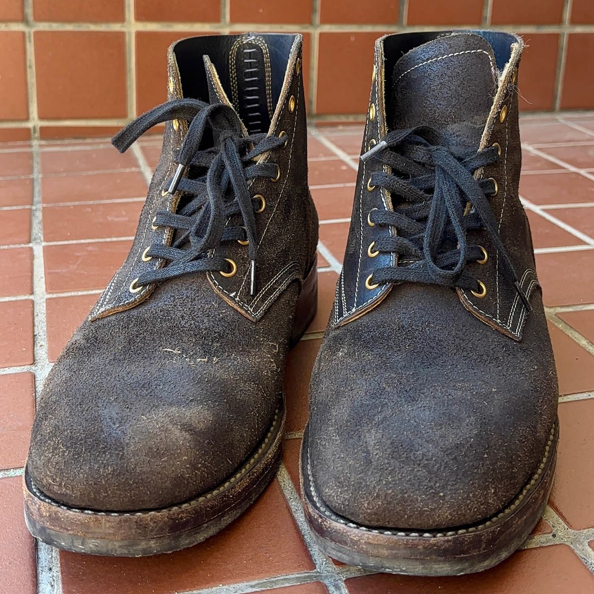 Photo by hamzahotae on December 4, 2025 of the Sagara Boondocker in Reverse Arborwax - Natural Overdyed.