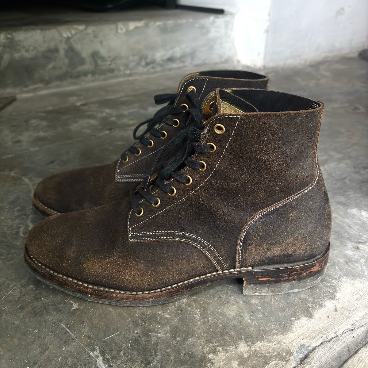 Photo by hamzahotae on April 2, 2026 of the Sagara Boondocker in Reverse Arborwax - Natural Overdyed.