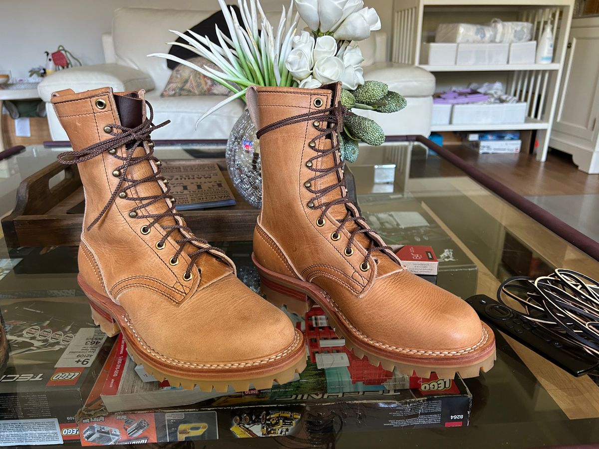 Photo by workman on October 2, 2025 of the Nicks DomePro in Horween Light Natural Dublin.