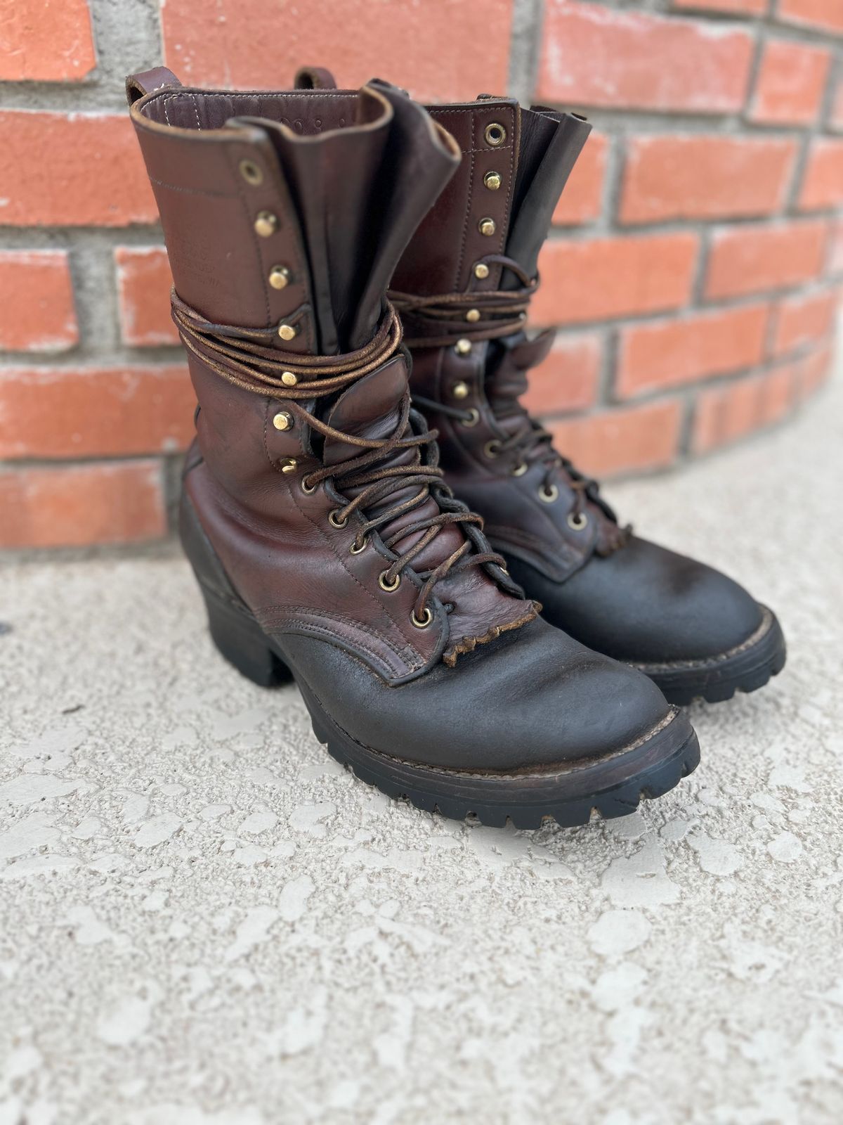 Photo by gsgarza on September 2, 2025 of the Nicks BuilderPro in Seidel WeatherShield Brown & Seidel Brown Domain Roughout.