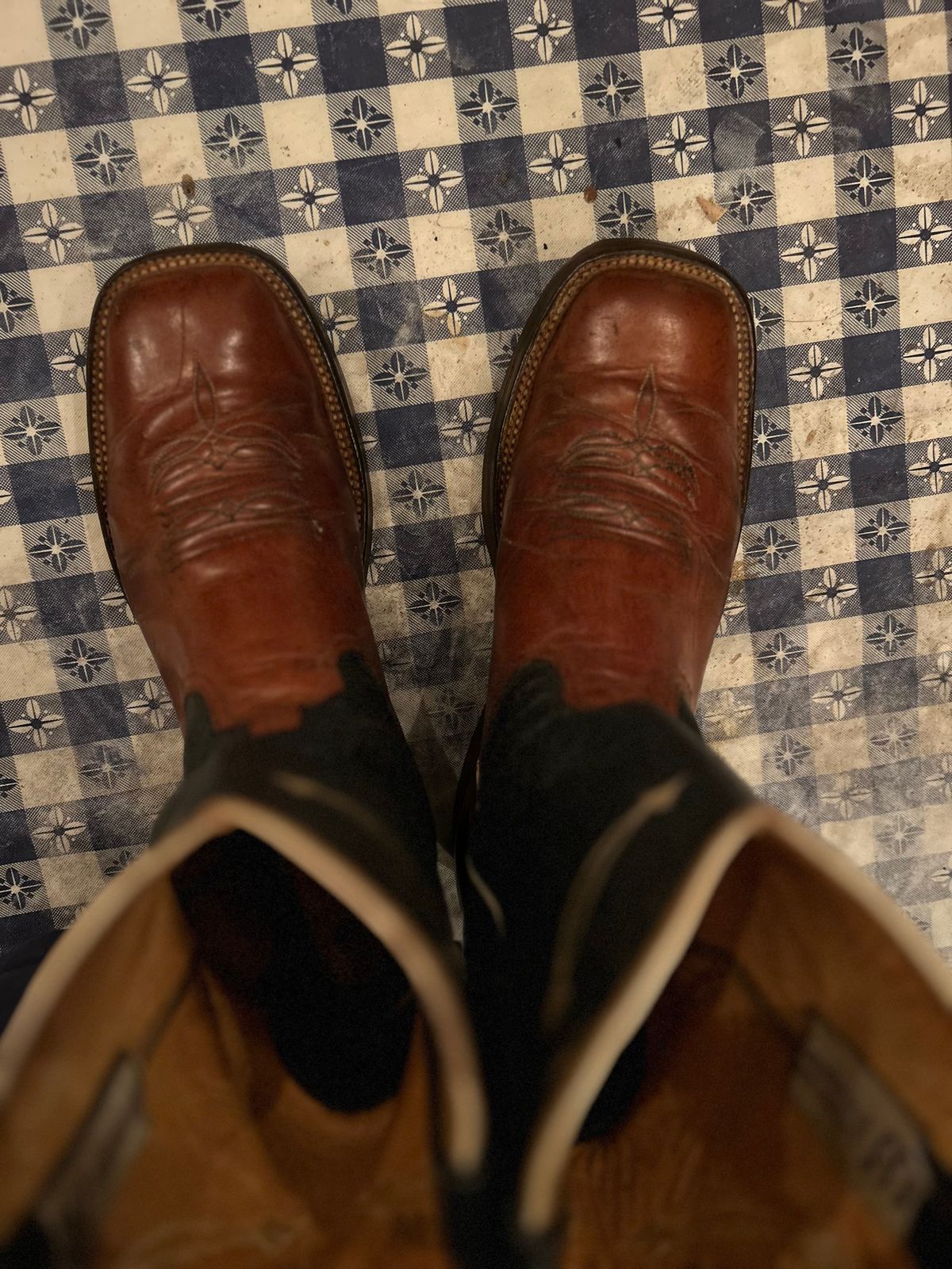 Photo by gsgarza on August 31, 2025 of the Anderson Bean S1006 in Unknown Leather.