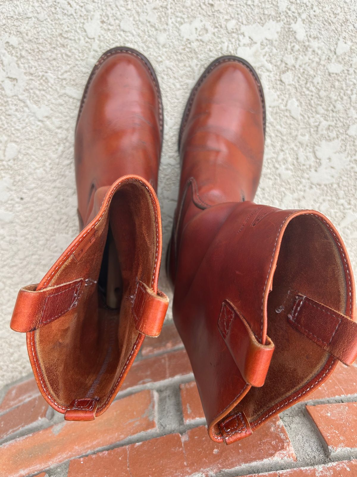 Photo by gsgarza on September 4, 2025 of the Wesco Morrison in Seidel Redwood Oil Tan.