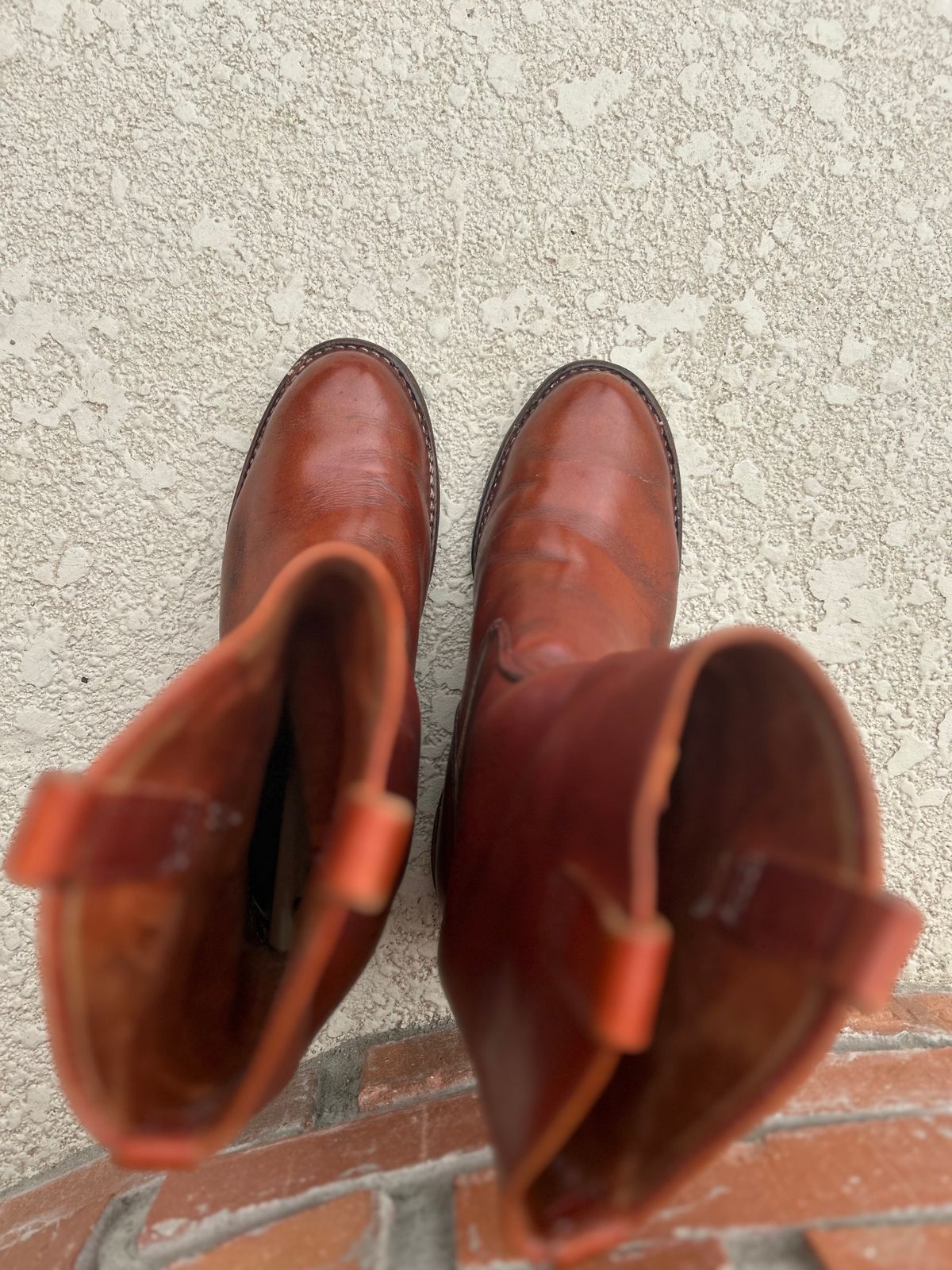 Photo by gsgarza on September 4, 2025 of the Wesco Morrison in Seidel Redwood Oil Tan.