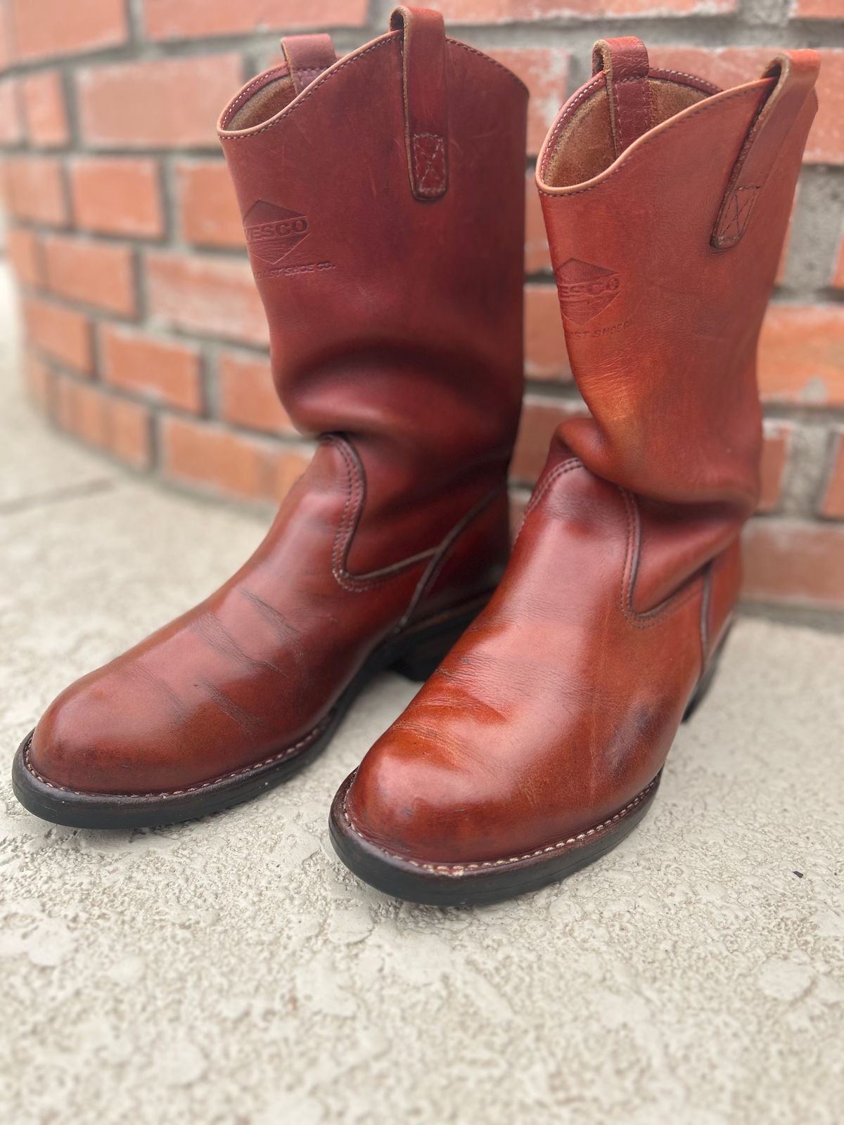 Photo by gsgarza on September 4, 2025 of the Wesco Morrison in Seidel Redwood Oil Tan.