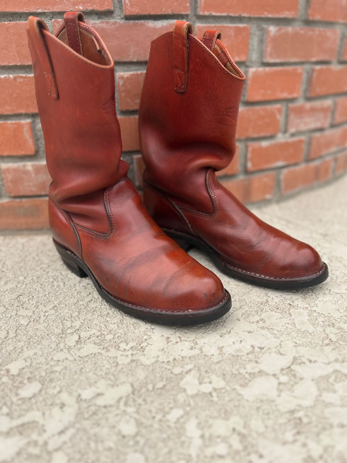 Photo by gsgarza on September 4, 2025 of the Wesco Morrison in Seidel Redwood Oil Tan.