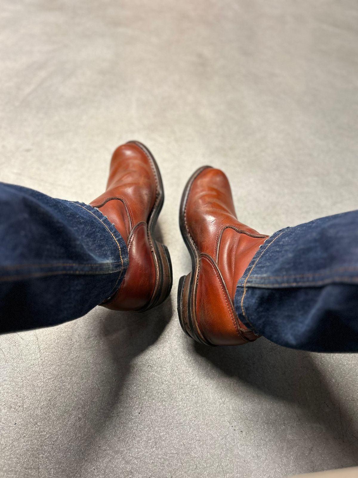 Photo by gsgarza on September 15, 2025 of the Wesco Morrison in Seidel Redwood Oil Tan.
