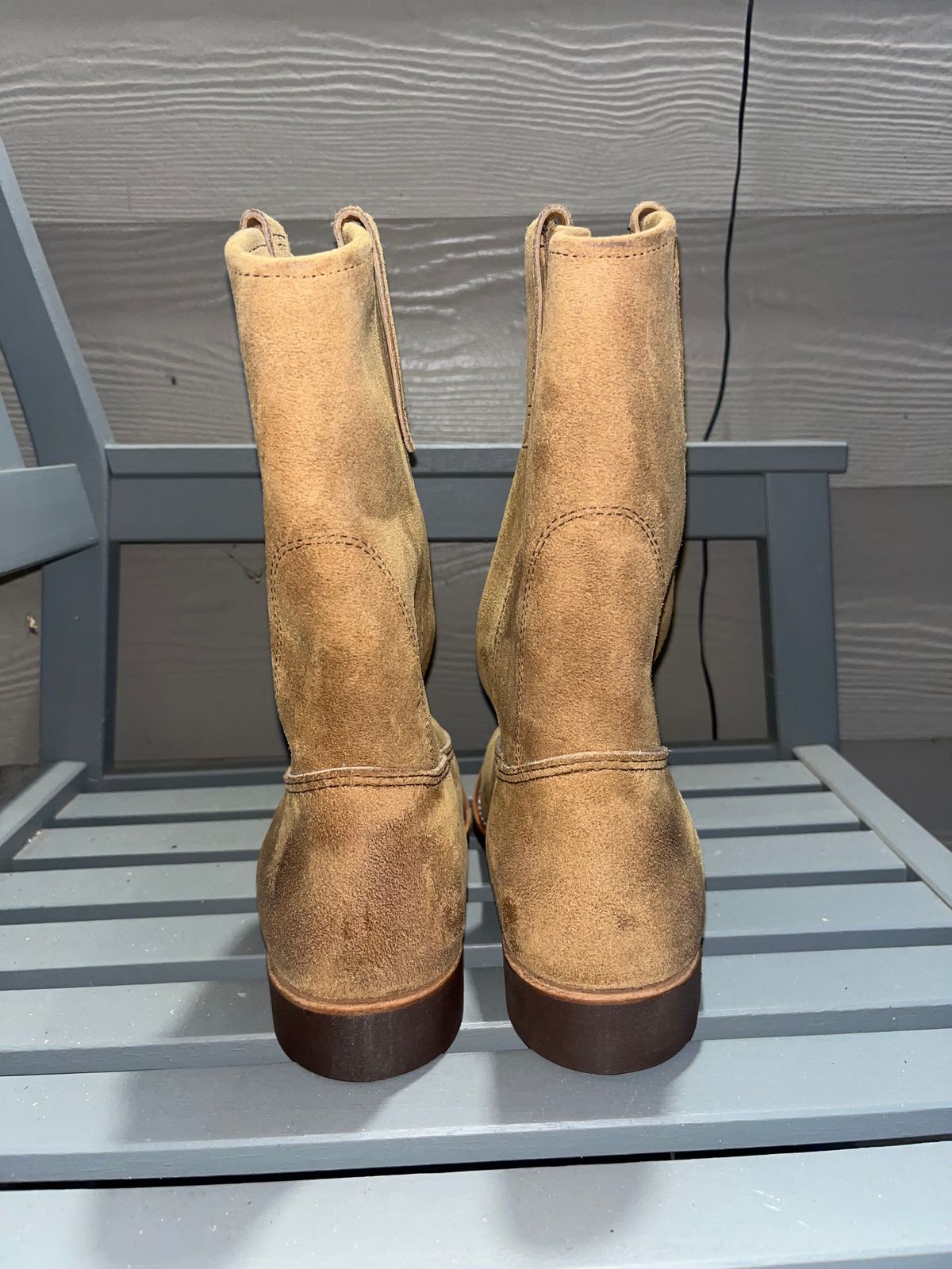 Photo by SpaceCowboy34 on November 1, 2025 of the Red Wing 8060 in S.B. Foot Hawthorne Muleskinner.