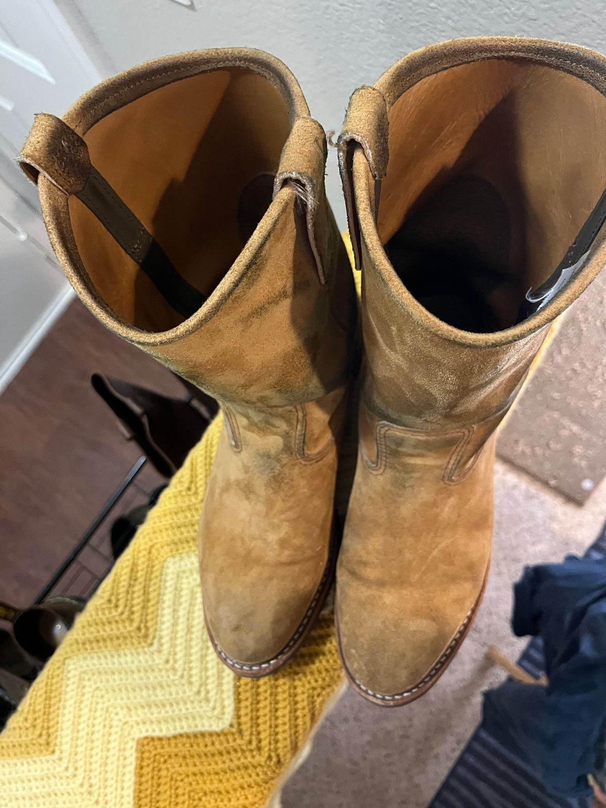 Photo by SpaceCowboy34 on January 6, 2026 of the Red Wing 8060 in S.B. Foot Hawthorne Muleskinner.