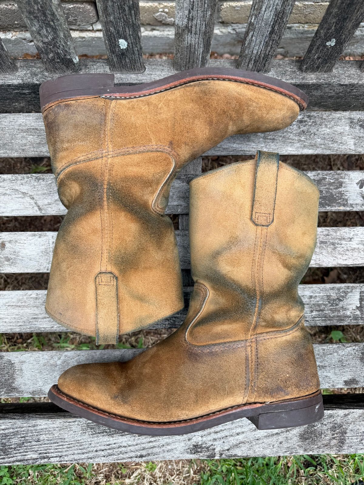 Photo by SpaceCowboy34 on April 5, 2026 of the Red Wing 8060 in S.B. Foot Hawthorne Muleskinner.