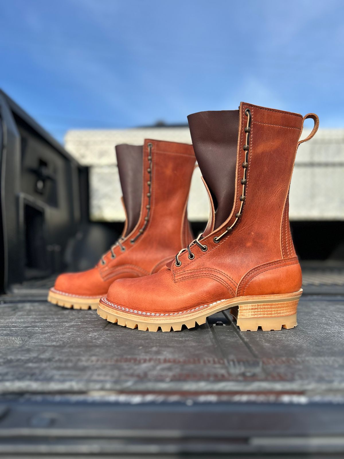 Photo by IronsharpensIron on September 30, 2025 of the Nicks BuilderPro in Horween English Tan Dublin.