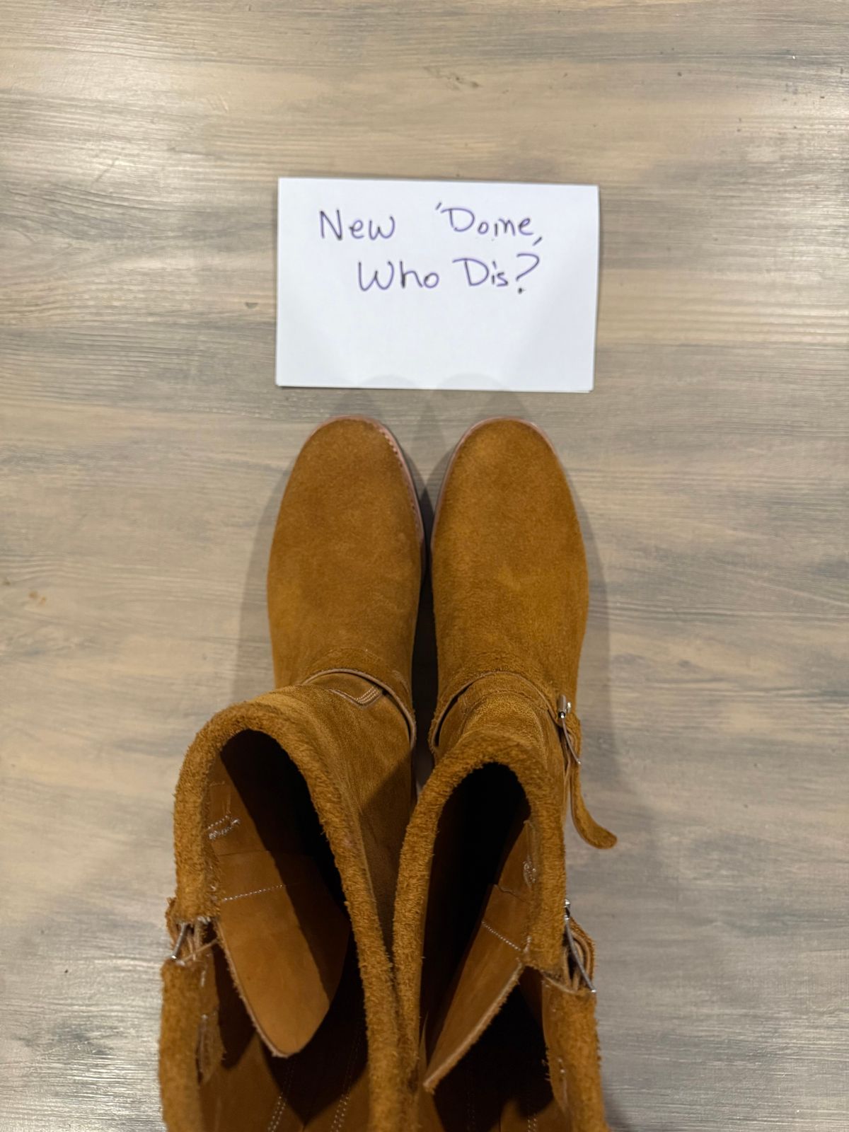 Photo by Bungholio91 on October 1, 2025 of the Kiattoko Handmade El Tippo engineers in Horween Wheat Chamois.