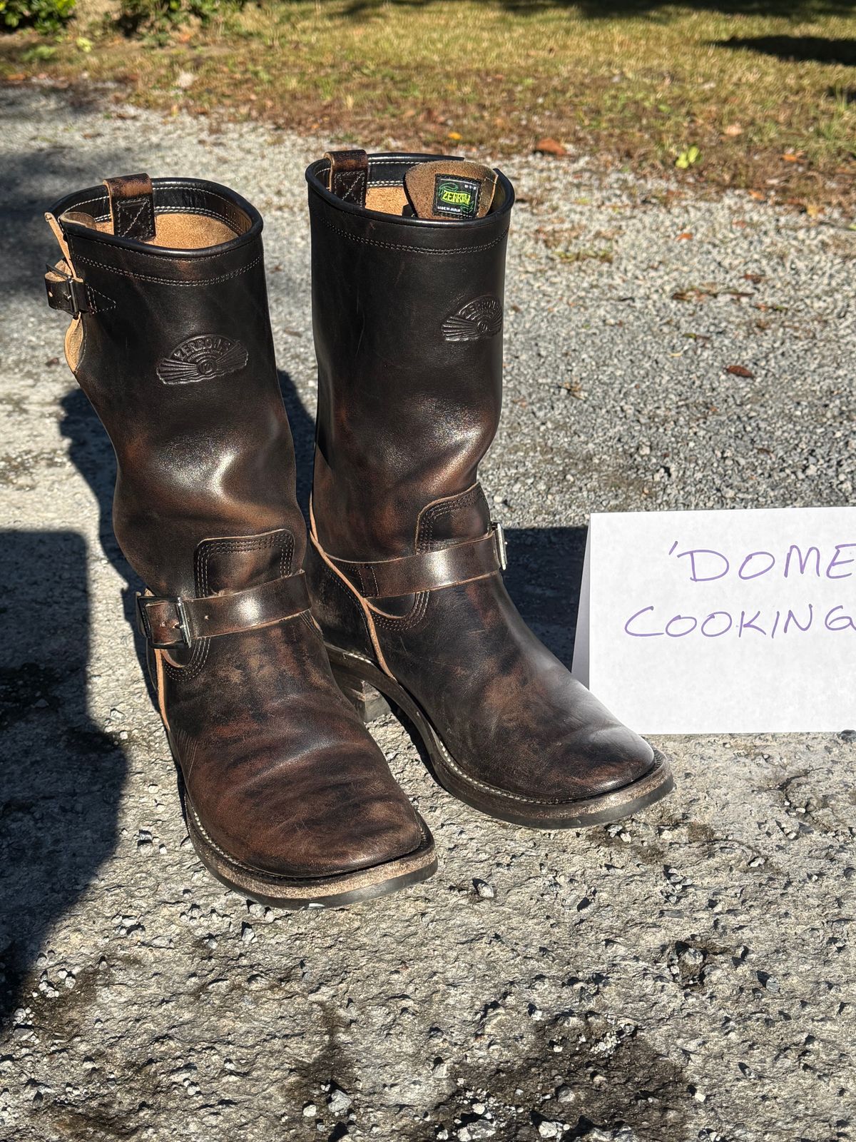 Photo by Bungholio91 on November 2, 2025 of the Zerrows Type One in Maryam Black Horsebutt.