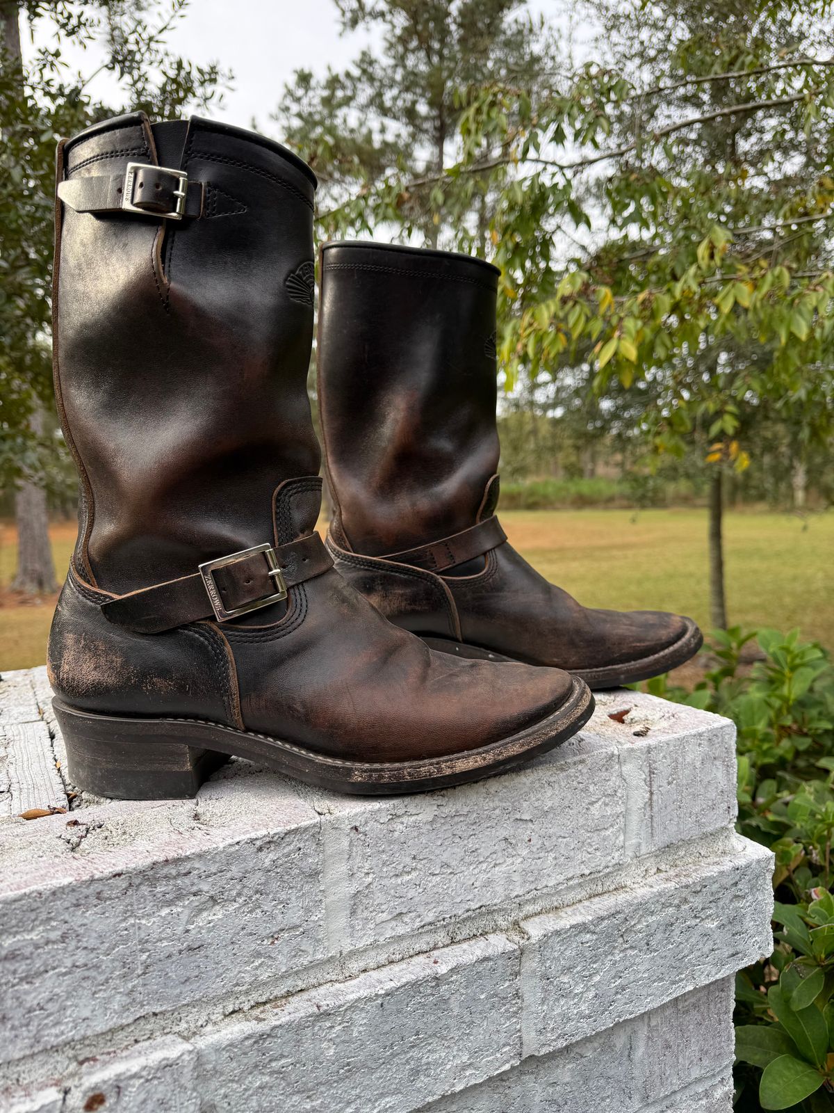 Photo by Bungholio91 on December 1, 2025 of the Zerrows Type One in Maryam Black Horsebutt.