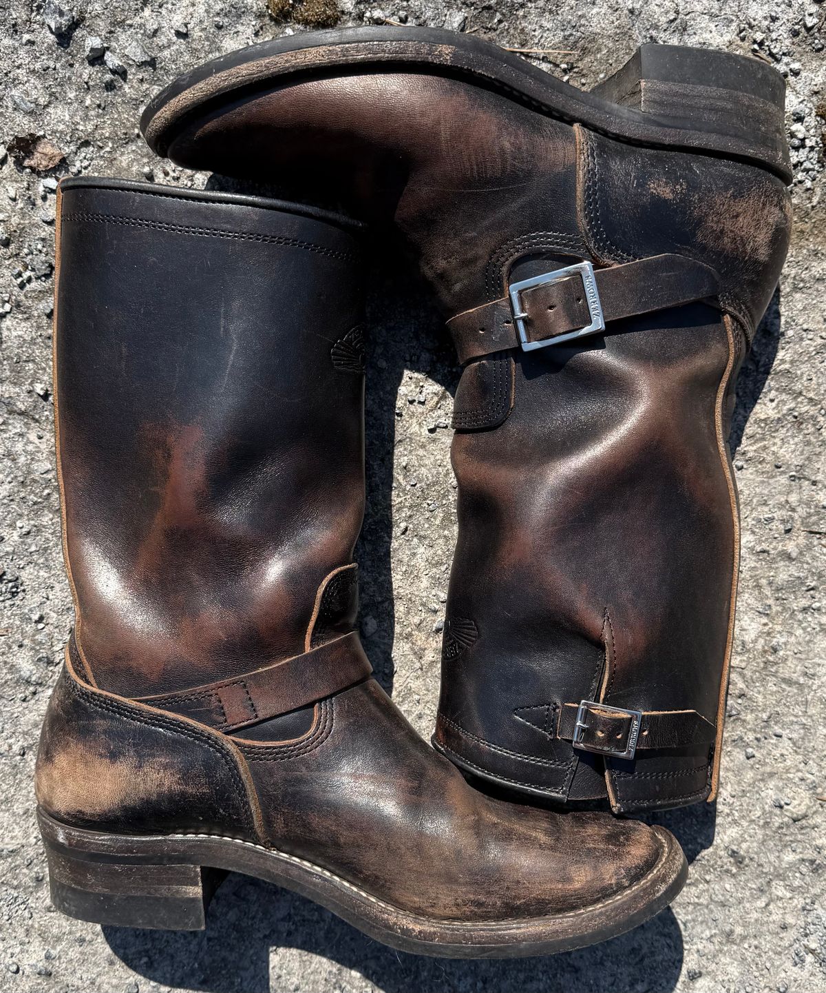 Photo by Bungholio91 on March 2, 2026 of the Zerrows Type One in Maryam Black Horsebutt.