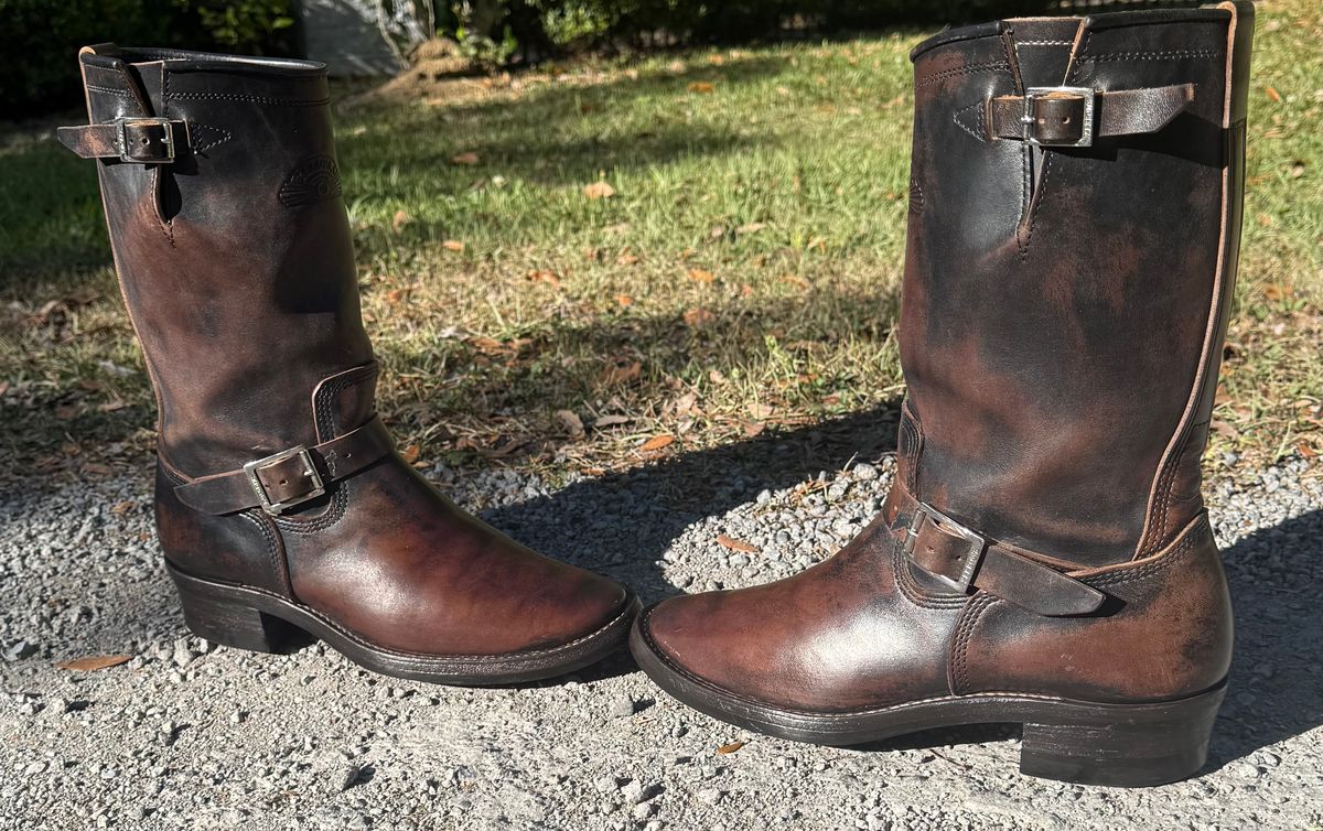 Photo by Bungholio91 on April 4, 2026 of the Zerrows Type One in Maryam Black Horsebutt.