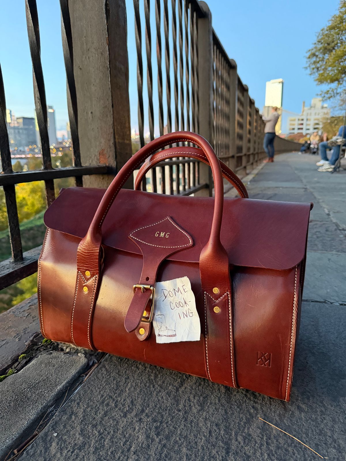 Photo by city_grouse_country_grouse on November 1, 2025 of the Kingfisher Leatherworks Physicians Weekender Bag in Vegetable Tan Equestrian Leather.