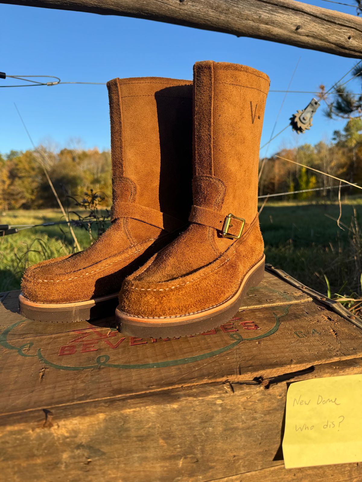 Photo by city_grouse_country_grouse on October 1, 2025 of the Russell Moccasin Co. Zephyr in SB Foot Pecos Chamois Roughout.