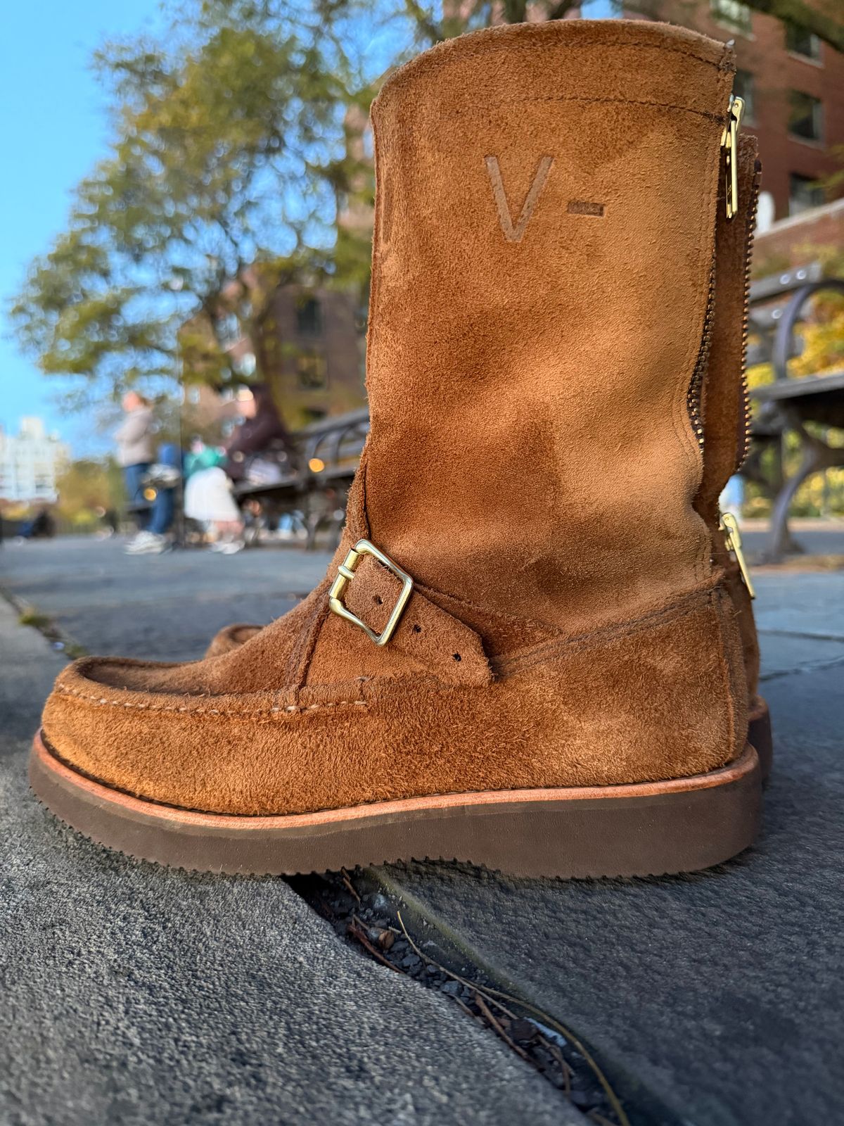 Photo by city_grouse_country_grouse on November 1, 2025 of the Russell Moccasin Co. Zephyr in SB Foot Pecos Chamois Roughout.