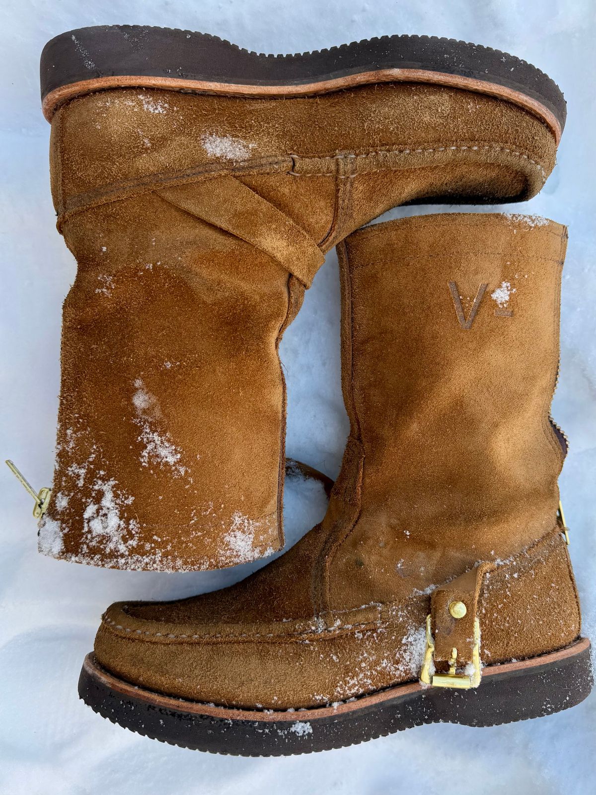 Photo by city_grouse_country_grouse on December 5, 2025 of the Russell Moccasin Co. Zephyr in SB Foot Pecos Chamois Roughout.