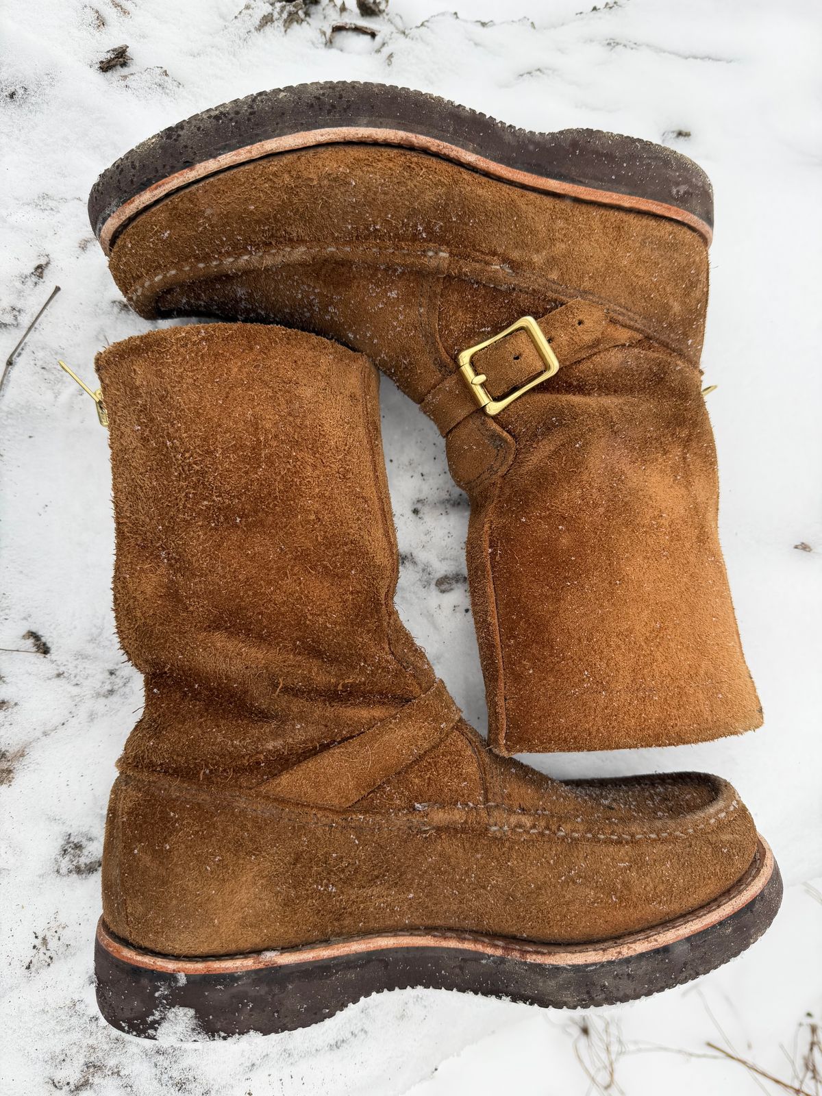 Photo by city_grouse_country_grouse on January 5, 2026 of the Russell Moccasin Co. Zephyr in SB Foot Pecos Chamois Roughout.