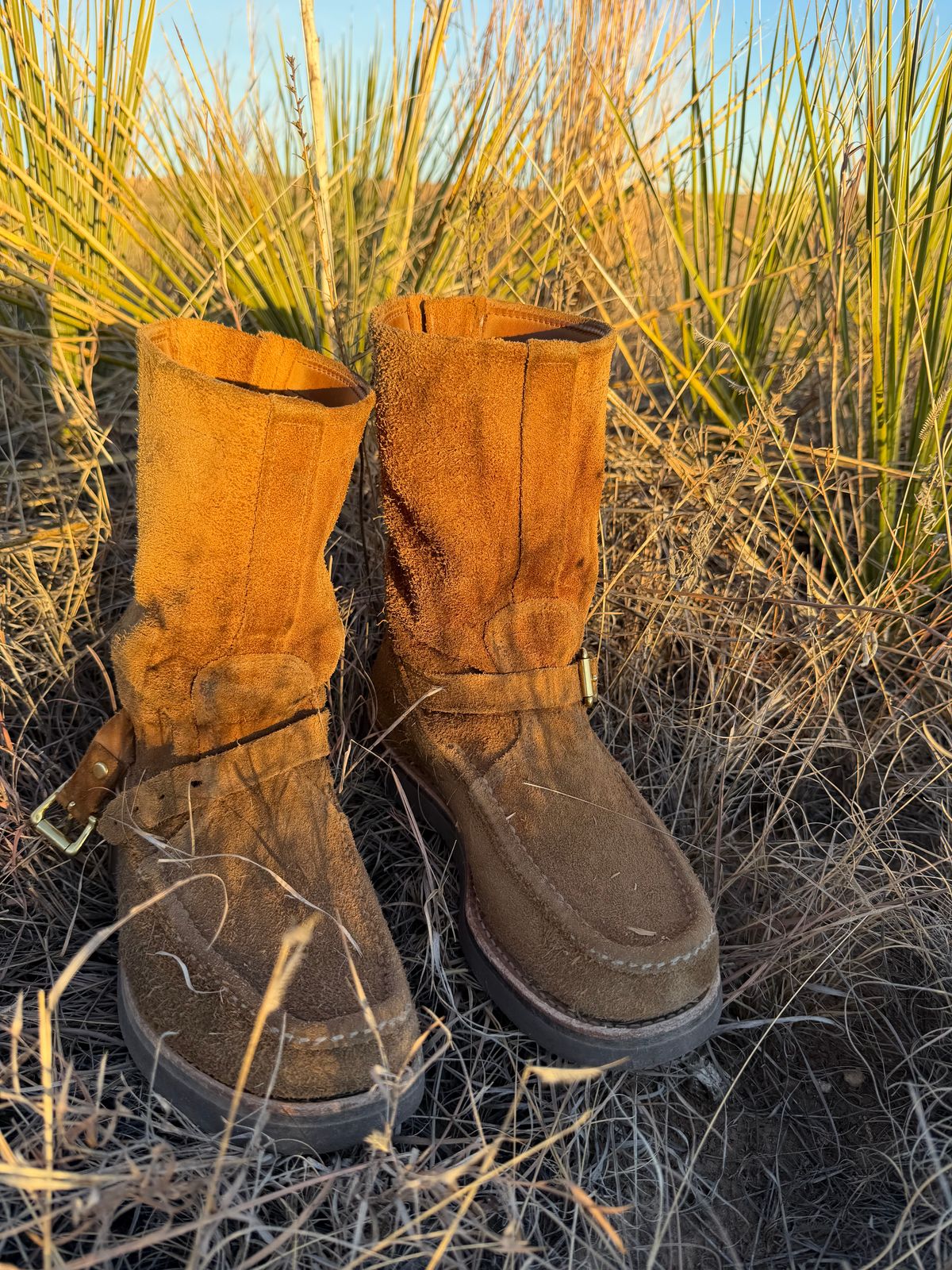 Photo by city_grouse_country_grouse on February 5, 2026 of the Russell Moccasin Co. Zephyr in SB Foot Pecos Chamois Roughout.