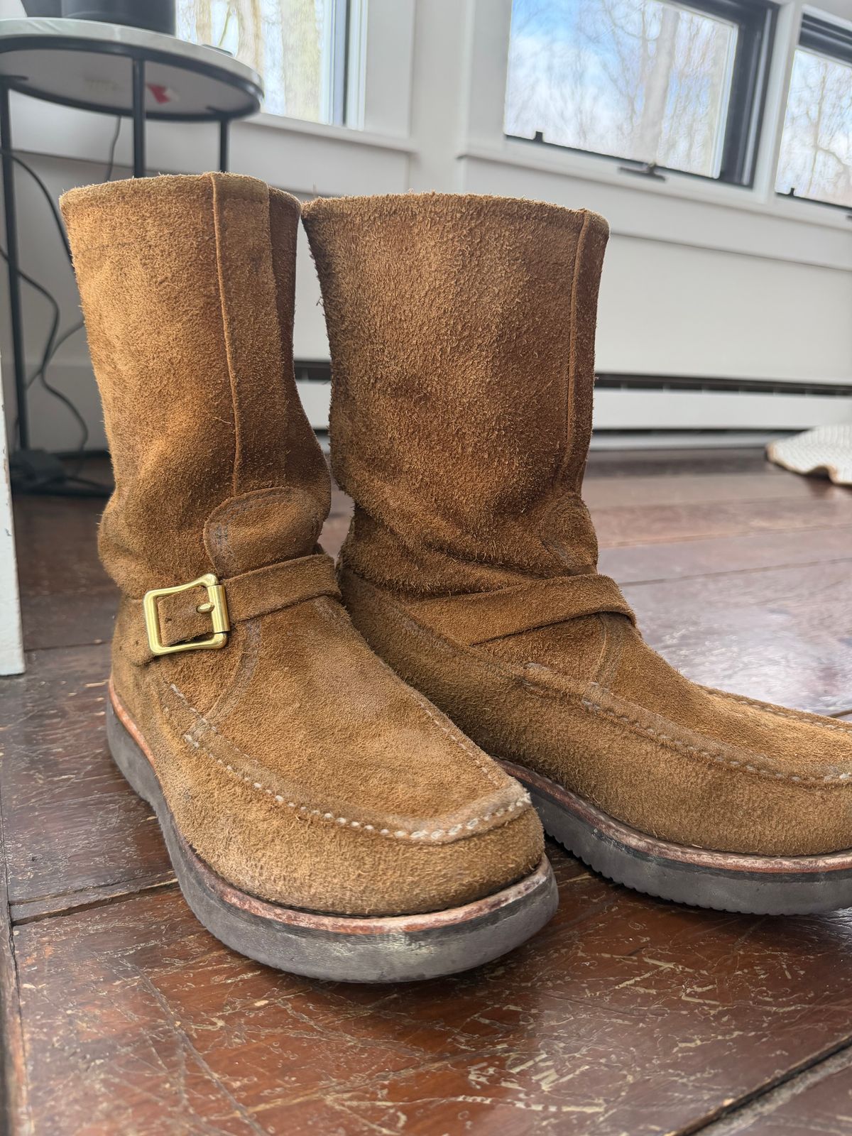 Photo by city_grouse_country_grouse on March 5, 2026 of the Russell Moccasin Co. Zephyr in SB Foot Pecos Chamois Roughout.