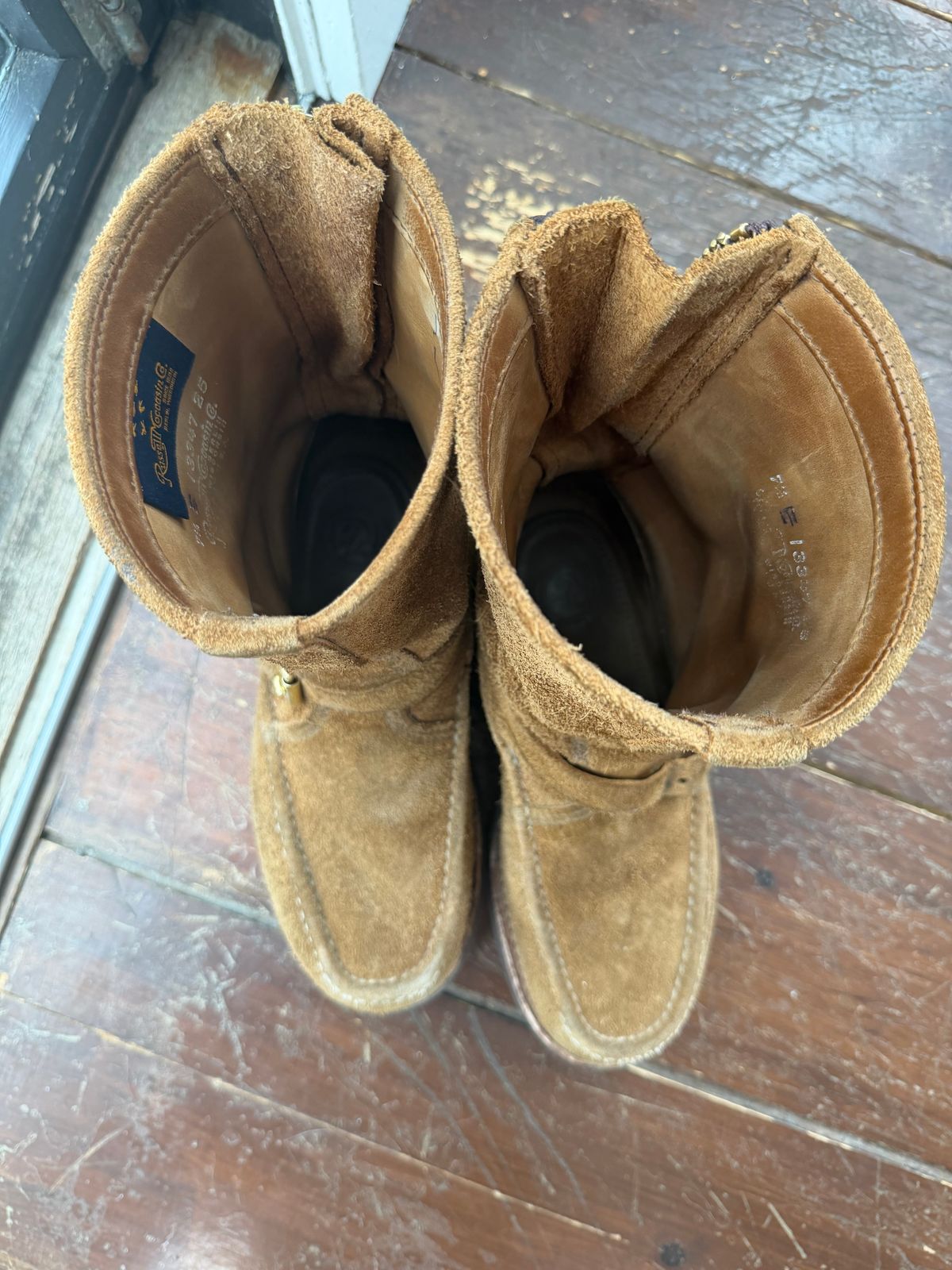 Photo by city_grouse_country_grouse on March 5, 2026 of the Russell Moccasin Co. Zephyr in SB Foot Pecos Chamois Roughout.