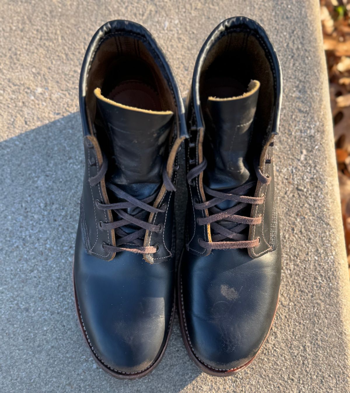 Photo by branconn23 on January 5, 2026 of the Red Wing Beckman Flatbox in S.B. Foot Black Klondike.