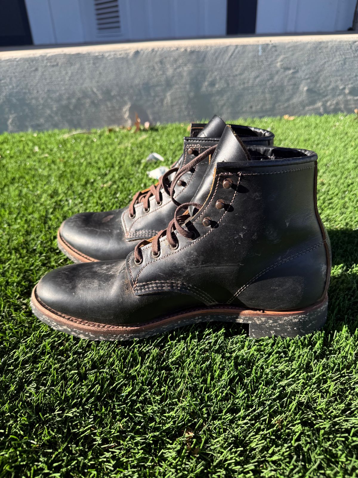 Photo by branconn23 on February 5, 2026 of the Red Wing Beckman Flatbox in S.B. Foot Black Klondike.