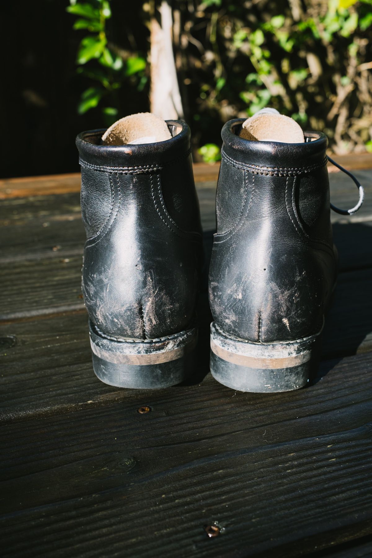 Photo by subvers.drip on February 6, 2022 of the Rolling Dub Trio Coupen 7 in Horween Black Vegetable Tanned Teacore Dressner.