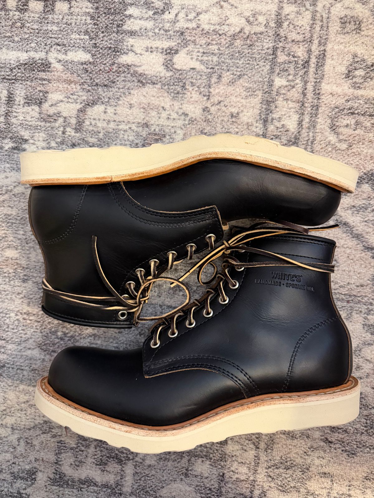 Photo by chancomp007 on December 25, 2025 of the White's Springdale in Seidel Black Double Shot.