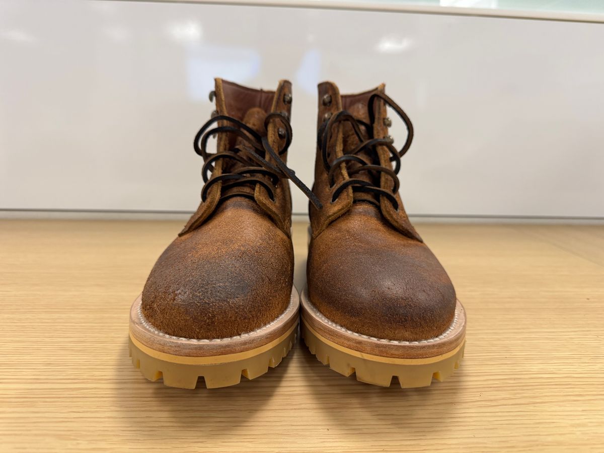 Photo by SlightShoeProblem on November 4, 2025 of the The Urban Wolf Club Colt in Brown Waxed Rough Out.