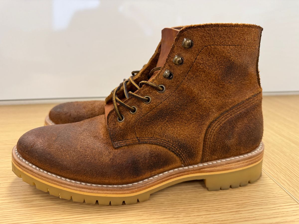 Photo by SlightShoeProblem on December 5, 2025 of the The Urban Wolf Club Colt in Brown Waxed Rough Out.