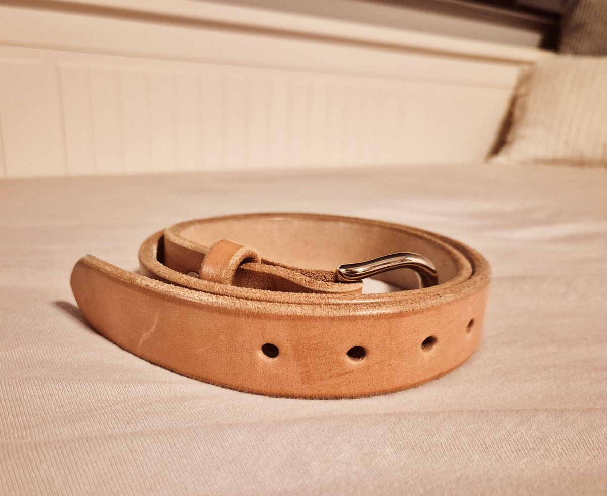 Photo by Slash on December 5, 2025 of the Harker Leatherworks Belt in J&FJ Baker Natural Oak Bark Bridle.