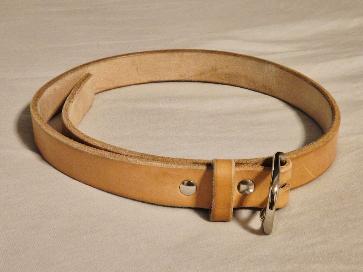 Photo by Slash on December 5, 2025 of the Harker Leatherworks Belt in J&FJ Baker Natural Oak Bark Bridle.