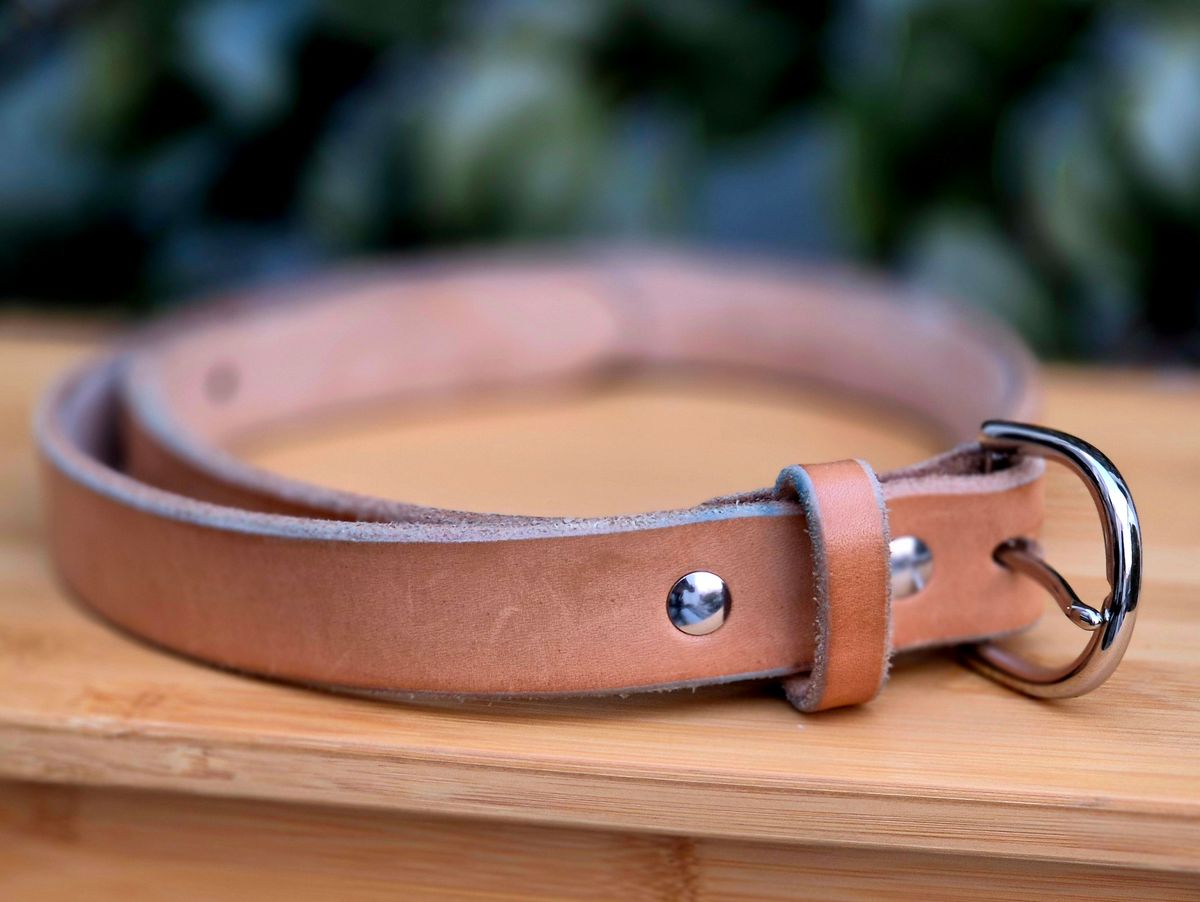 Photo by Slash on January 4, 2026 of the Harker Leatherworks Belt in J&FJ Baker Natural Oak Bark Bridle.