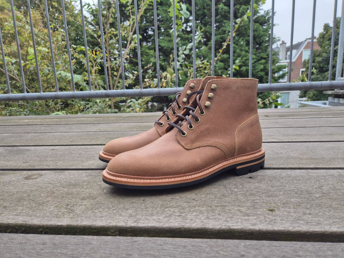 Photo by Slash on October 3, 2025 of the Grant Stone Diesel Boot in C.F. Stead Natural Waxy Commander Suede.